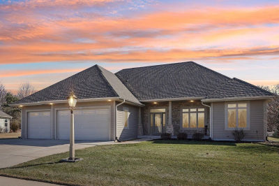 987 Prairieview Cir Oconomowoc, WI 53066