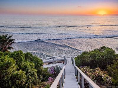 1036 Neptune Ave Encinitas, CA 92024