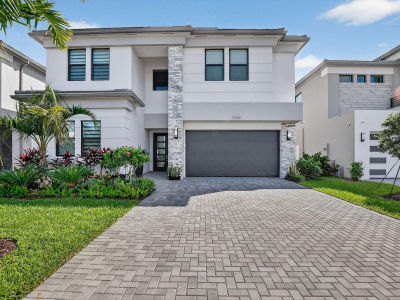 8366 Essex Country Club Dr Boca Raton, FL 33434