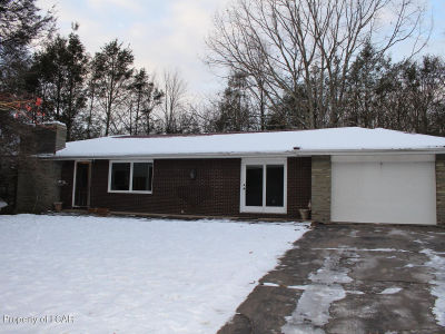 2056 State Highway 118 Sweet Valley, PA 18656