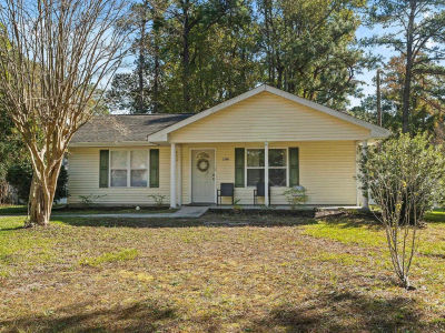 1300 Ragin St Myrtle Beach, SC 29577