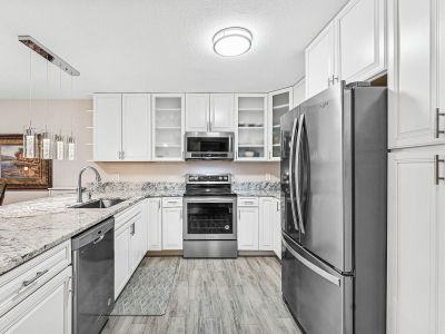 18900 Stewart Cir APT 2 Boca Raton, FL 33496