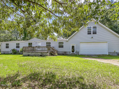 677 Berrys Creek Rd Beaufort, NC 28516