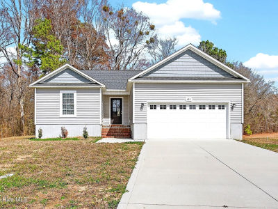 604 Sonata Ct Richlands, NC 28574