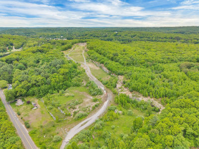 10 Riverside Dr Baltic, CT 06330