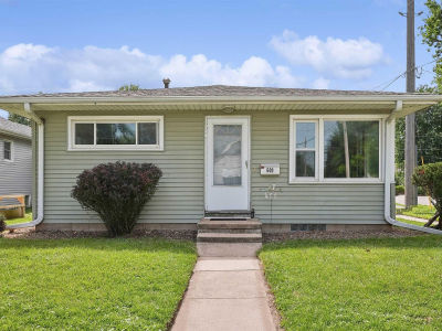 600 Evergreen Ave Waterloo, IA 50701