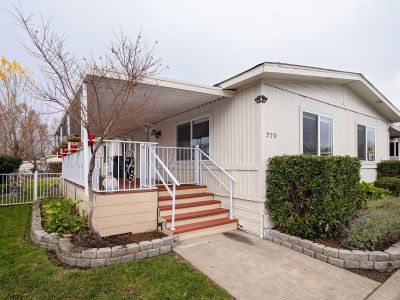 3555 S Pacific Hwy SPACE 220 Medford, OR 97501