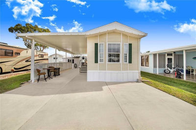 228 Big Pine Ave S Frostproof, FL 33843