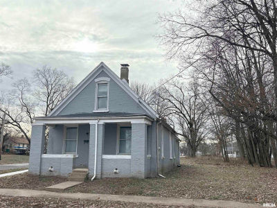 2700 W Marquette St Peoria, IL 61605