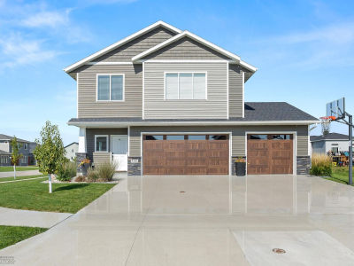4866 Hampton Cir S Moorhead, MN 56560