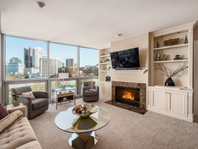 1 Miranova Pl APT 730 Columbus, OH 43215