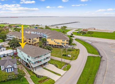 1111 San Jacinto St La Porte, TX 77571