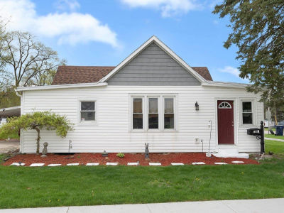 1605 E Clark St Warsaw, IN 46580