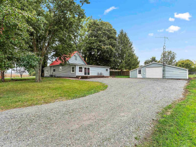 1038 W 200 S Warsaw, IN 46580