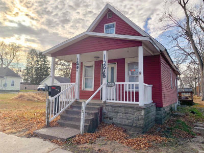 1208 Elm St Rochester, IN 46975