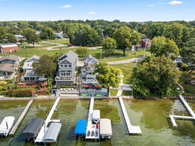 11247 N East Wawasee Dr Syracuse, IN 46567