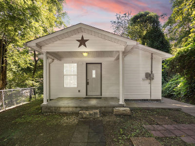 51 High St McKee, KY 40447