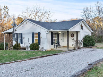 2823 Dreyfus Rd Waco, KY 40385