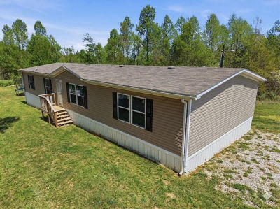 2741 Highway 1955 Mc Kee, KY 40447