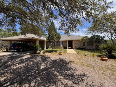 296 County Road 1601 Alice, TX 78332