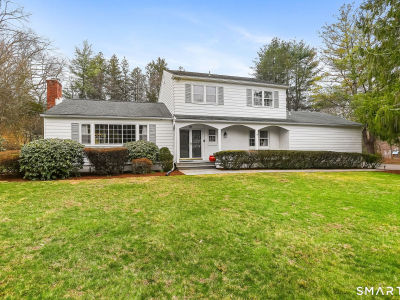 7 Gray Squirrel Dr Norwalk, CT 06850