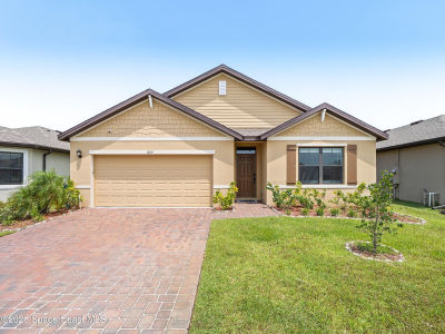 1814 Farmhouse Rd SE Palm Bay, FL 32909