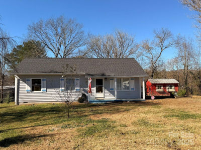 284 Jennings Rd North Wilkesboro, NC 28659