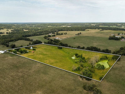 558 E 427th Rd Bolivar, MO 65613