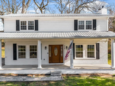 119 Baumgartner Rd Harriman, TN 37748