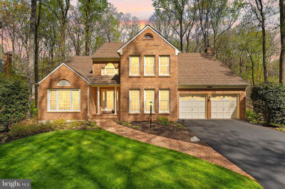 6823 Brimstone Ln Fairfax Station, VA 22039