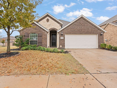 466 Rockaway Dr Midlothian, TX 76065
