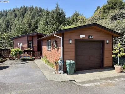 19921 Whaleshead Rd #Ov9 Brookings, OR 97415