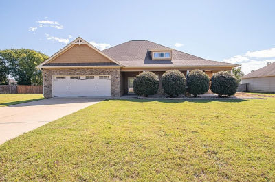 10 Talon Ct Fort Mitchell, AL 36856