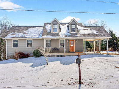 104 Oak Crest Dr Tennessee Ridge, TN 37178