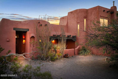 4445 Echo Canyon Rd Las Cruces, NM 88011