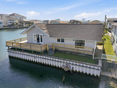 300 35th Ave N North Myrtle Beach, SC 29582