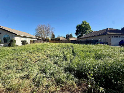 22565 N Marina Way Dr Cottonwood, CA 96022