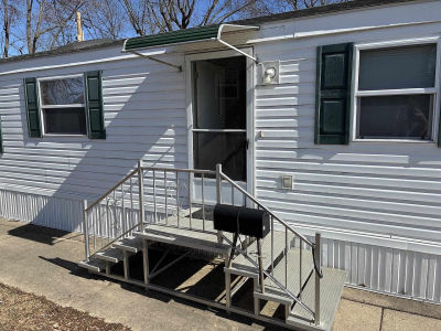 73 Redwing Ln Madison, WI 53704