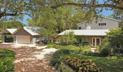 9737 SW 98th St Miami, FL 33176