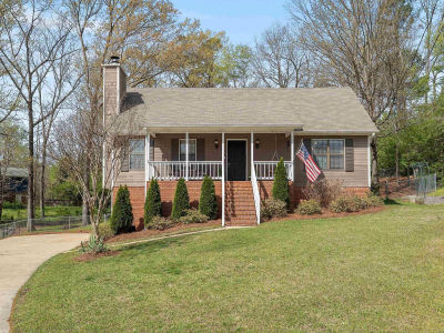 3122 Cedarbrook Ln Trussville, AL 35173