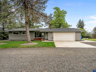 2239 Steiwer Rd SE Jefferson, OR 97352