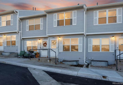 1952 Oakcrest Cir #5 Castle Rock, CO 80104