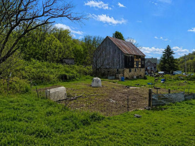 16047 Fry Dr Cazenovia, WI 53924
