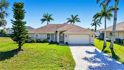 9 SW 37th Pl Cape Coral, FL 33991