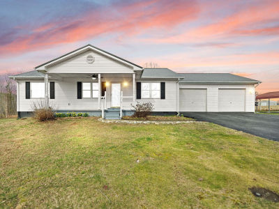 124 Blake Dr Jeffersonville, KY 40337