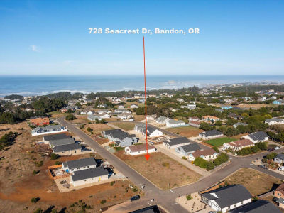 728 Seacrest Dr Bandon, OR 97411