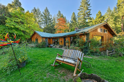 2742 Speaker Rd Wolf Creek, OR 97497