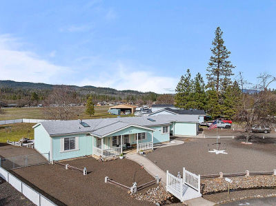 104 Hart Cir Shady Cove, OR 97539