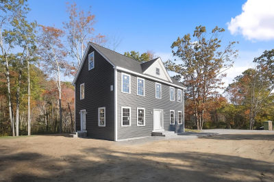 335 Raymond Rd Chester, NH 03036