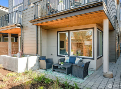 9225 B Densmore Ave N Seattle, WA 98103